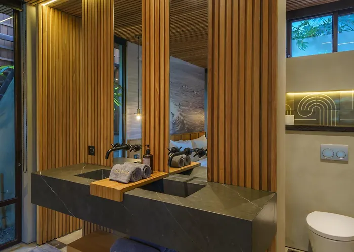 别墅 Ohlala - Luxury Tropical Escape In Pererenan 坎古