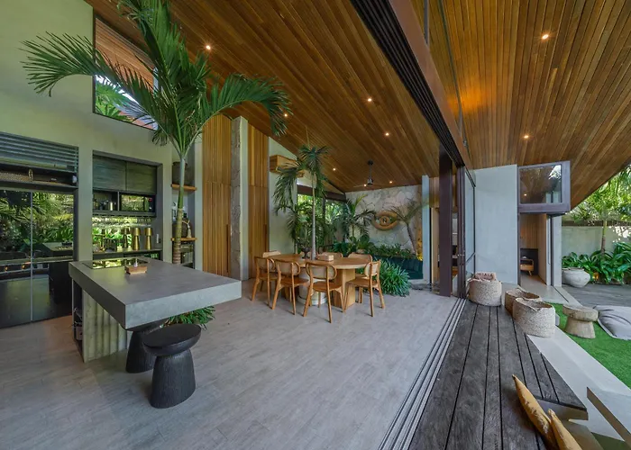 Ohlala - Luxury Tropical Escape In Pererenan 别墅 *